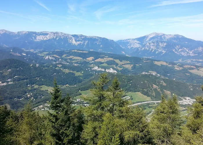 Pension Central Semmering Guest house 3*